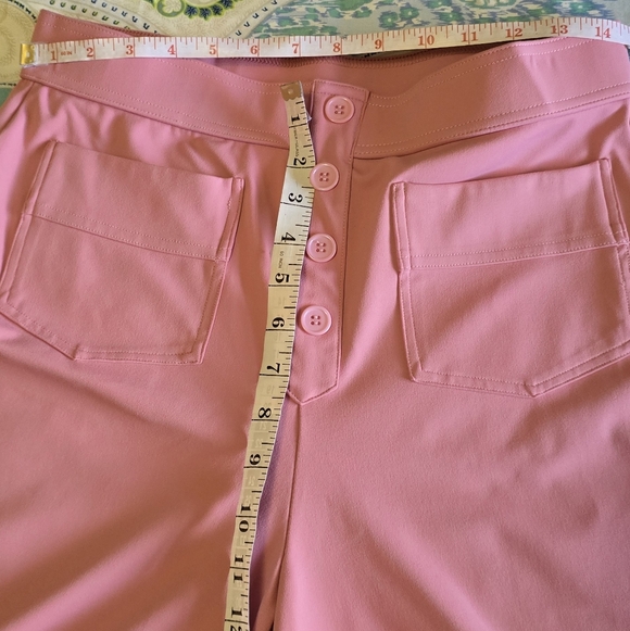 Halara Large L Day Stretch High Waist Pants Pockets Leg Pink Buttons - Picture 6 of 8